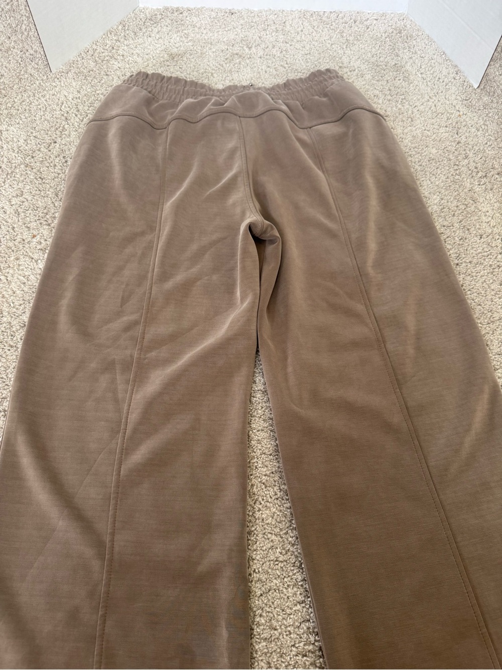 Wide-Leg Women's Pull-On Pants in Taupe